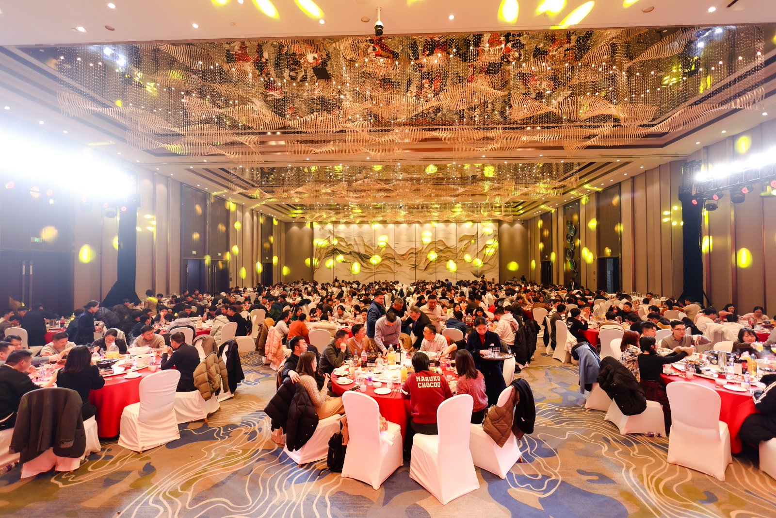 馬力全開(kāi)，贏(yíng)戰(zhàn)2026 —— 健科電子年度盛典精彩紛呈，新征程已啟航